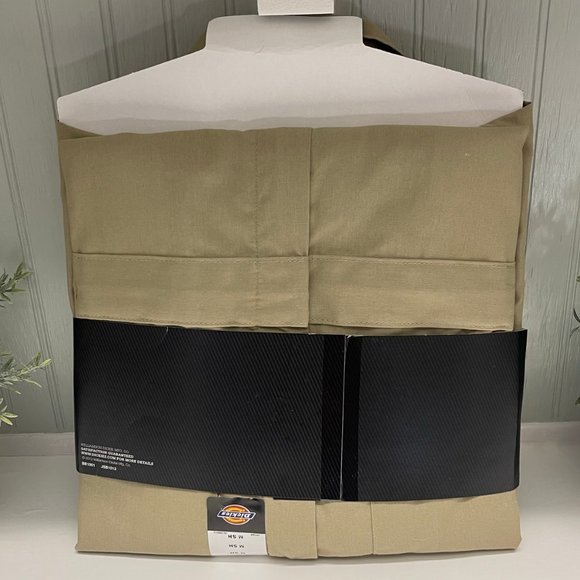 NWT DICKIES Short Sleeve Coveralls for Men Size Medium/Short Lightweight - Picture 2 of 5